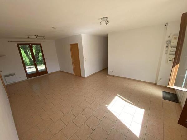 Villa plain pied 75m² - 3 chambres - garage - terrain