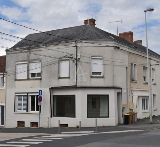 Immeuble mixte libre d’occupation – commerce et appartement – Cholet
