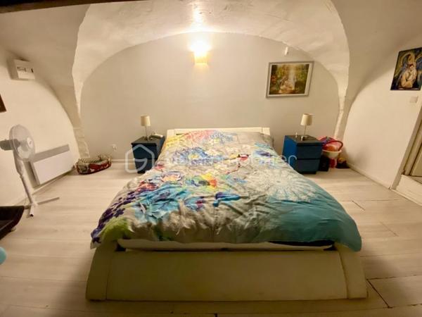 Local d activites de 103 m²