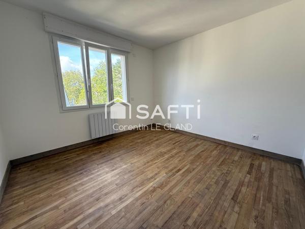 Spacieuse maison avec jardin en bord de rivière !