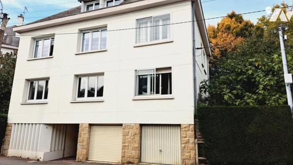 Secteur prisé  Jeanne D'Arc  - Appartement type 6 - 4 chambres - Garage . 