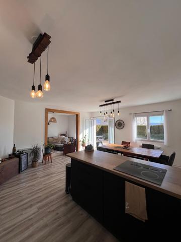 Rez de jardin, rare à la vente !