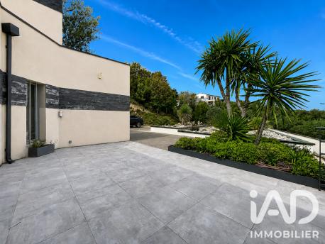 Maison à vendre 7 pièces 399 m² Rochefort-du-Gard
