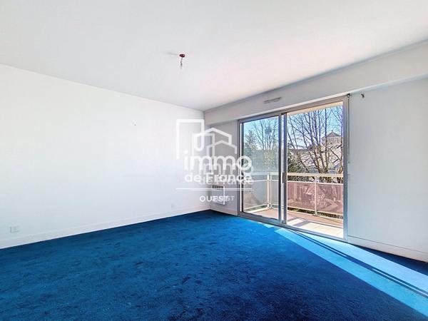 Appartement Nantes 1 pièce(s) 28.58 m2 - Balcon - Guist'Hau