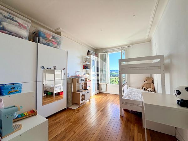 Sèvres - 3 pièces 57,86 m², balcon, vue panoramique - Immeuble de caractère