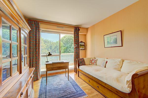 Appartement Saint Germain En Laye 5 pièce(s) 102.46 m2 800 000 € **  - Référence  18223