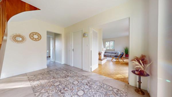 Maison 8 pièces - 225 m² Bien prestige