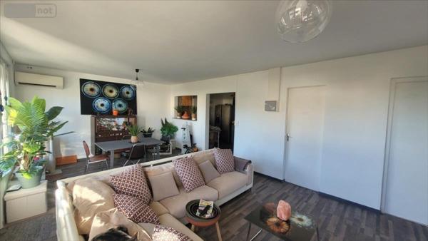 Maison à vendre à Fontenay-le-Comte en Vendée (85200), ref : CO01