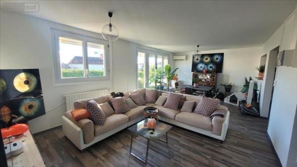 Maison à vendre à Fontenay-le-Comte en Vendée (85200), ref : CO01