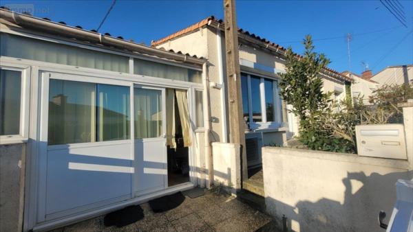 Maison à vendre à Fontenay-le-Comte en Vendée (85200), ref : CO01