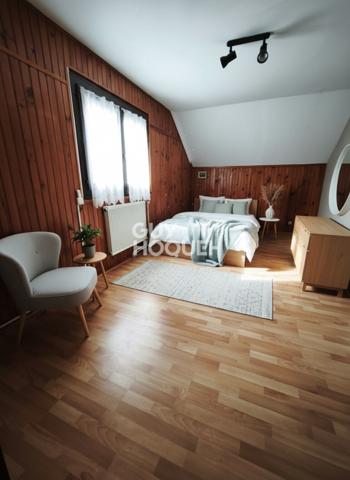 MAISON À VENDRE DE 5 PIÈCES DE 126,08 M²