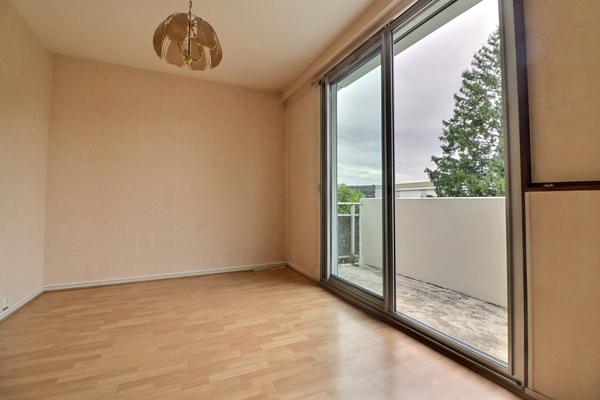 Appartement Saint Leu La Foret 4 pièce(s) 68 m2+ cave+ place de parking