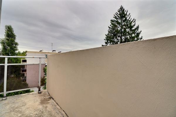 Appartement Saint Leu La Foret 4 pièce(s) 68 m2+ cave+ place de parking