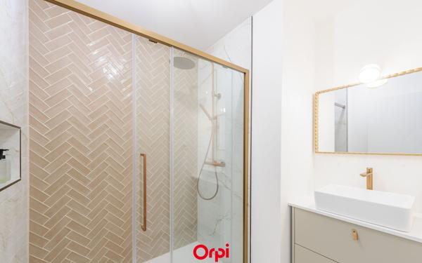 Appartement à vendre    3 pièces • 58 m2 La Rochelle