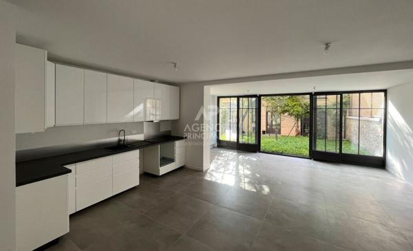 Appartement avec jardin 4 pièces 91 m2 - Secteur Pereire Saint Germain En Laye Loyer 2 550 €/mois charges comprises **  - Référence  18585