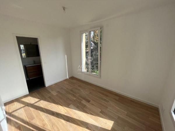Appartement avec jardin 4 pièces 91 m2 - Secteur Pereire Saint Germain En Laye Loyer 2 550 €/mois charges comprises **  - Référence  18585