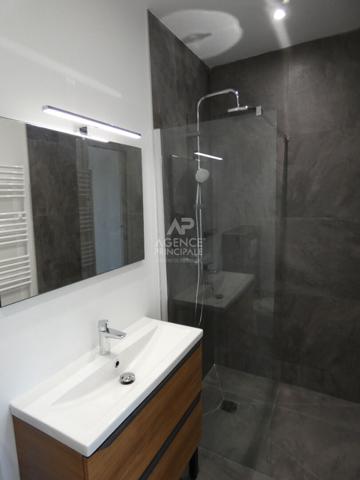 Appartement avec jardin 4 pièces 91 m2 - Secteur Pereire Saint Germain En Laye Loyer 2 550 €/mois charges comprises **  - Référence  18585