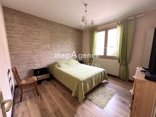 Maison à POUZAUGES, 85700 - 6 pièces 175m²