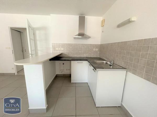 Appartement à louer 2 pièces 42.44m² Limoges (87100)