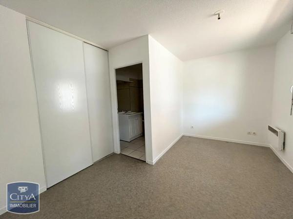 Appartement à louer 2 pièces 42.44m² Limoges (87100)