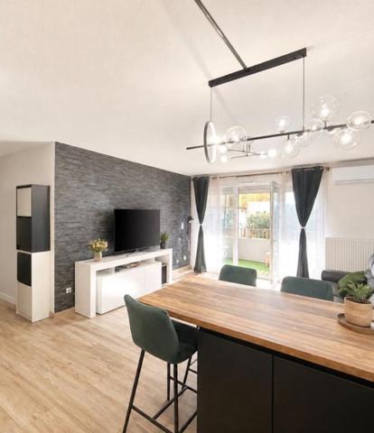 Appartement Montpellier 3 pièce(s) 61 m2+Terrasse et Place de Parking