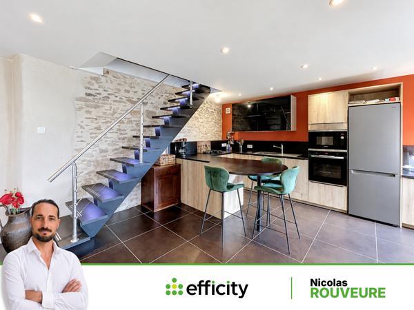Maison
         4 pièces
        - 88 m² Exclusivité 239 000 € *