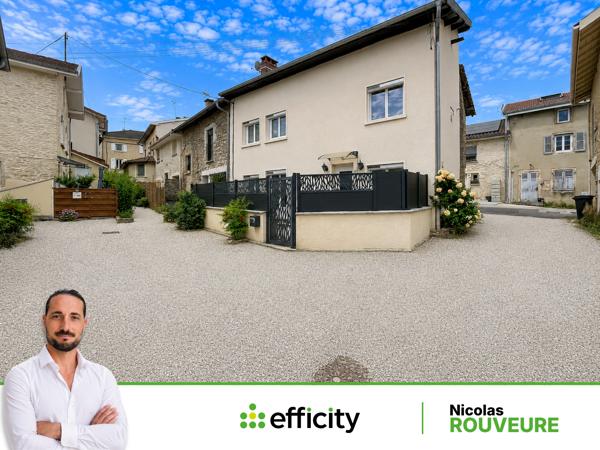 Maison
         4 pièces
        - 88 m² Exclusivité 239 000 € *