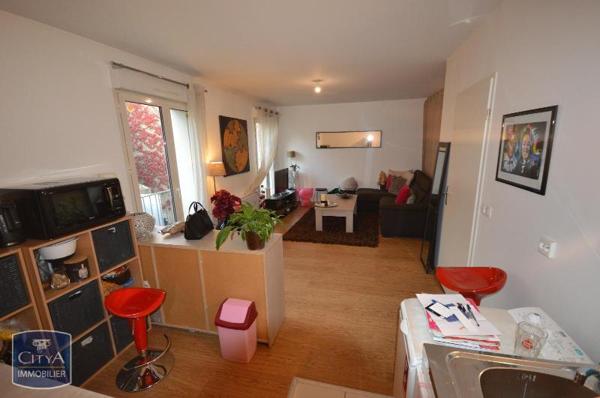 Location appartement Cholet (49300) 1 pièce 37.7m²