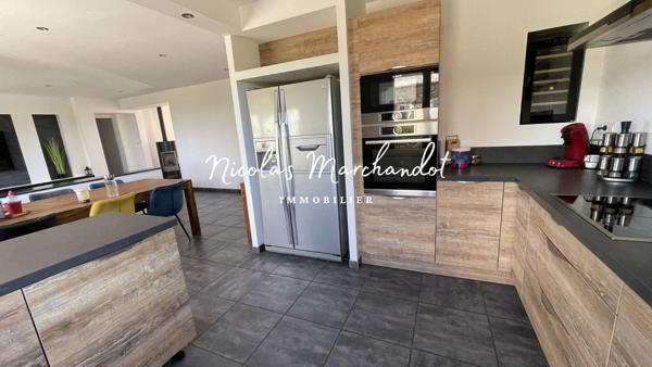 Appartement familial avec terrasse et garage