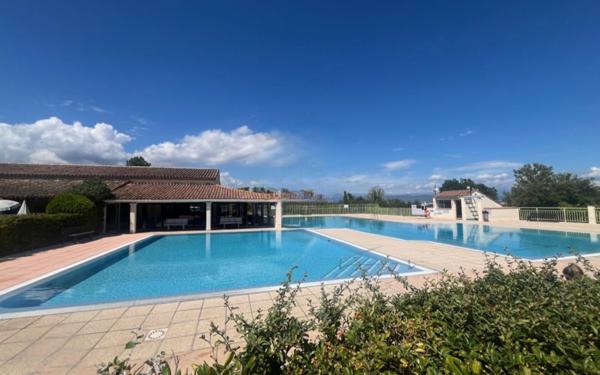 Maison à vendre    3 pièces • 58 m2 Roquebrune-sur-Argens