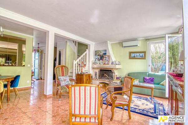Maison Fourqueux 118 m2 780 000 € ** - Référence 14908