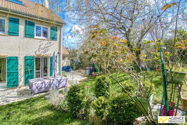 Maison Fourqueux 118 m2 780 000 € ** - Référence 14908