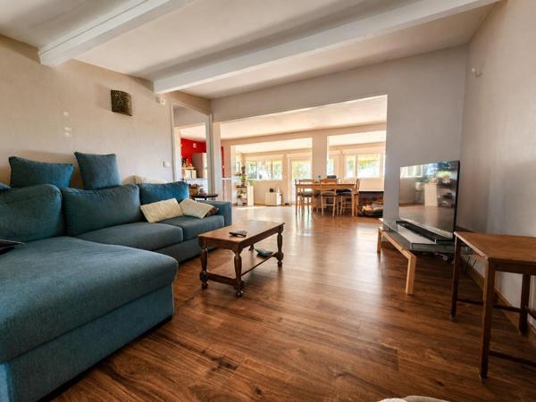 Rare à Mireval : 5 438 m² et dépendances