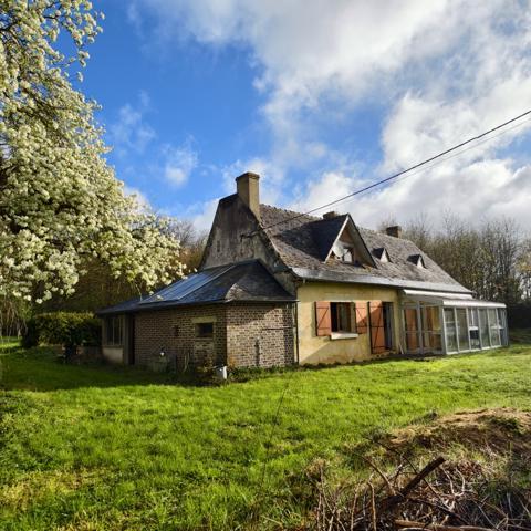Maison
         3 pièces
        - 100 m² 119 900 € *