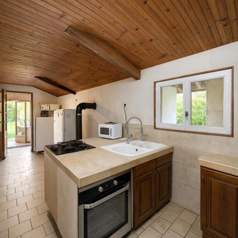 Maison
         3 pièces
        - 100 m² 119 900 € *