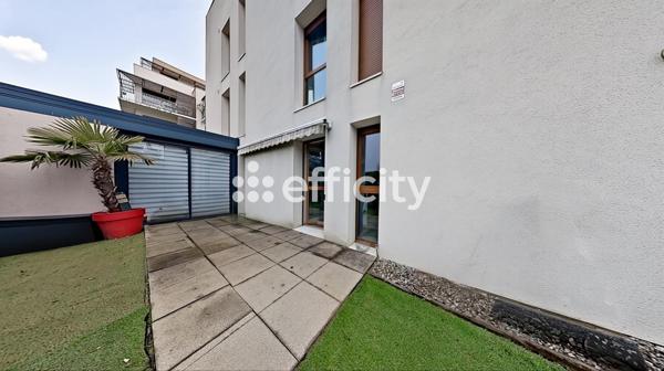 Appartement
         4 pièces
        - 78 m² Exclusivité 320 000 € *