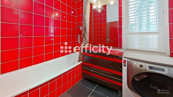 Appartement
         4 pièces
        - 78 m² Exclusivité 320 000 € *