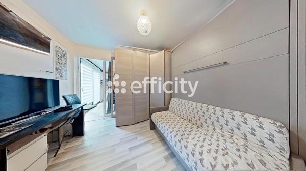 Appartement
         4 pièces
        - 78 m² Exclusivité 320 000 € *
