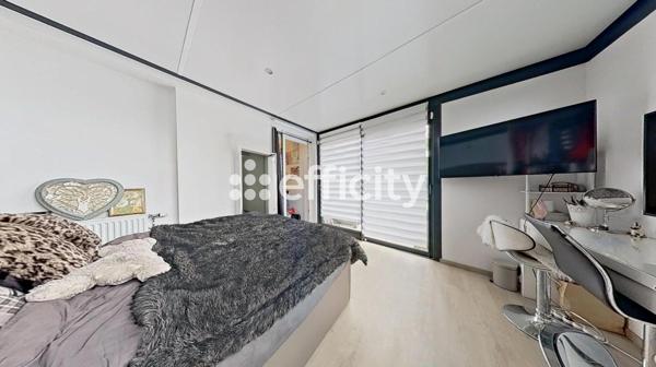 Appartement
         4 pièces
        - 78 m² Exclusivité 320 000 € *