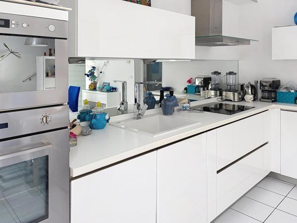 Emplacement privilégié au coeur LA HUME