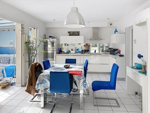 Emplacement privilégié au coeur LA HUME