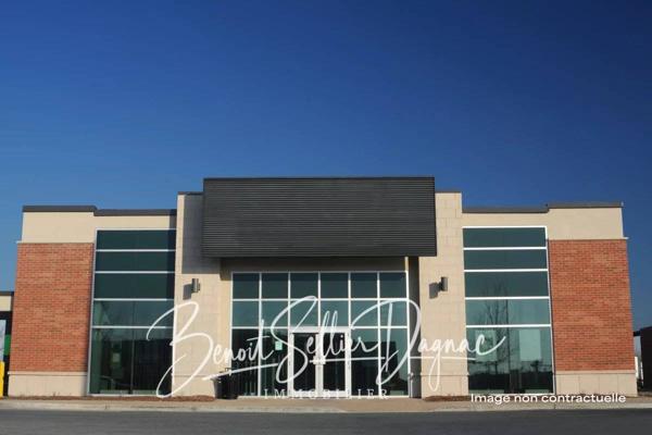 À louer : local commercial Epagny de 375 m² avec stationnements privatifs – Visibilité et modularité exceptionnelles !