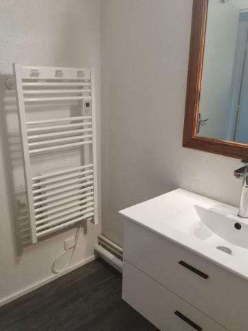 FLOIRAC Appartement T2 Bis Possibilité de deuxième chambre