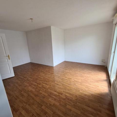 Appartement T2 avec balcon et place de parking