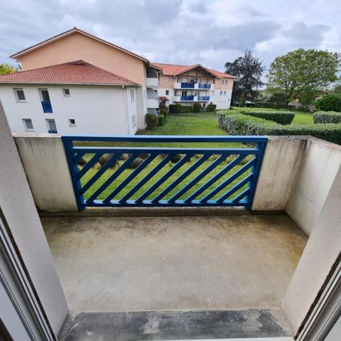 Appartement T2 avec balcon et place de parking