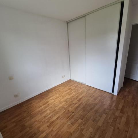 Appartement T2 avec balcon et place de parking