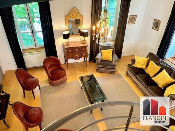 Le Domaine du Lac Enchanté – Une Parenthèse d'Exception à Vernaison de 394m2