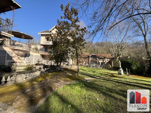 Le Domaine du Lac Enchanté – Une Parenthèse d'Exception à Vernaison de 394m2