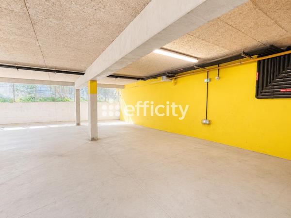 Appartement
         4 pièces
        - 82 m² Exclusivité 250 000 € *