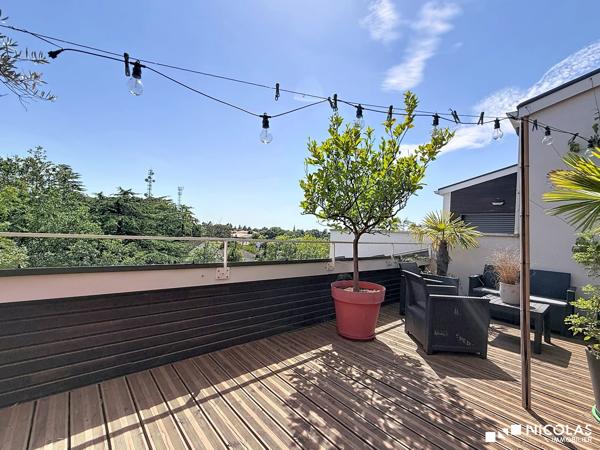 CENON — Le Cavaillès — Duplex contemporain avec terrasse, dernier étage, DPE A et parking